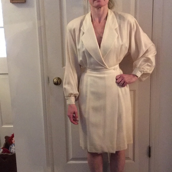 Perry Ellis Dresses & Skirts - Perry Ellis Vintage 80’s wool/silk coat dress